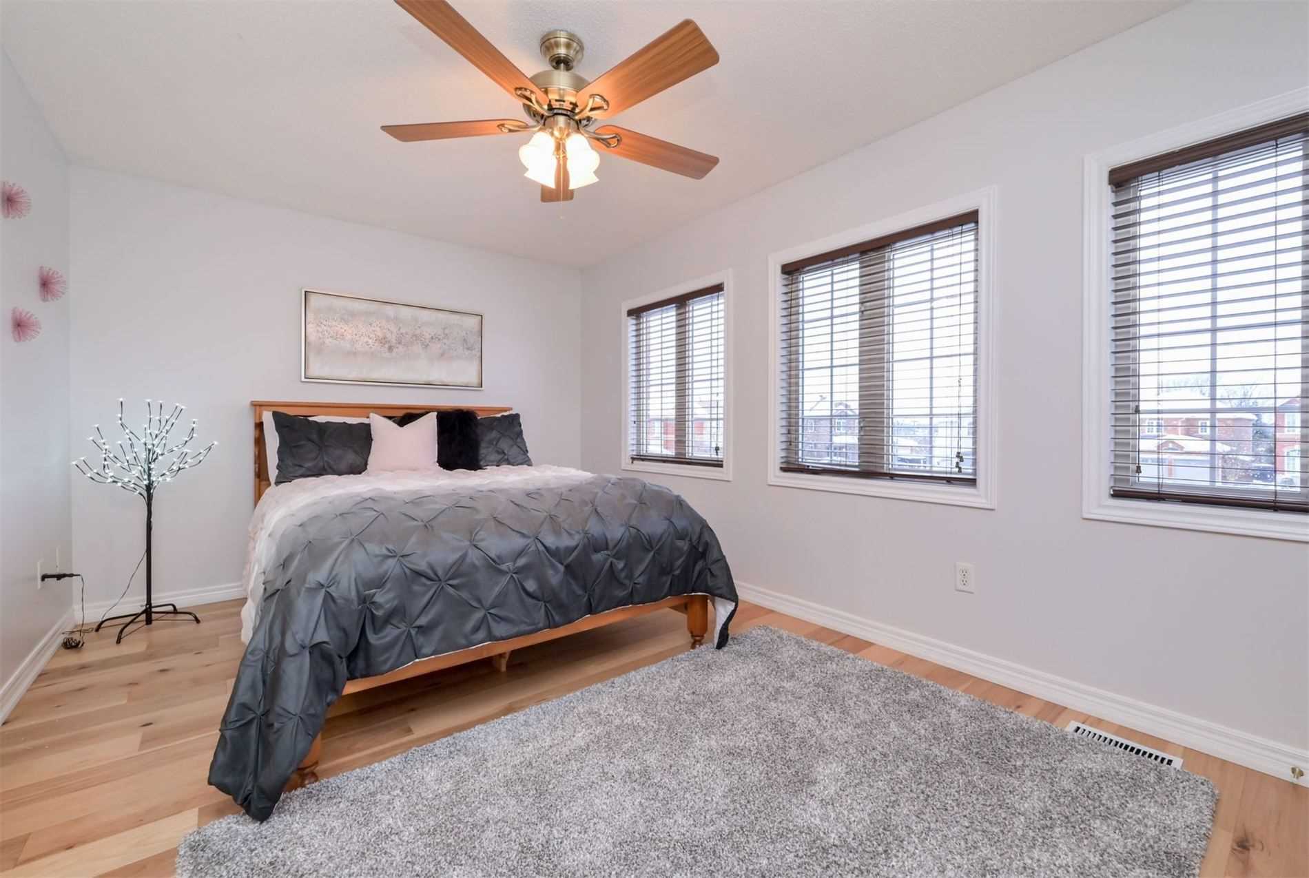 39 Terrastone Crt