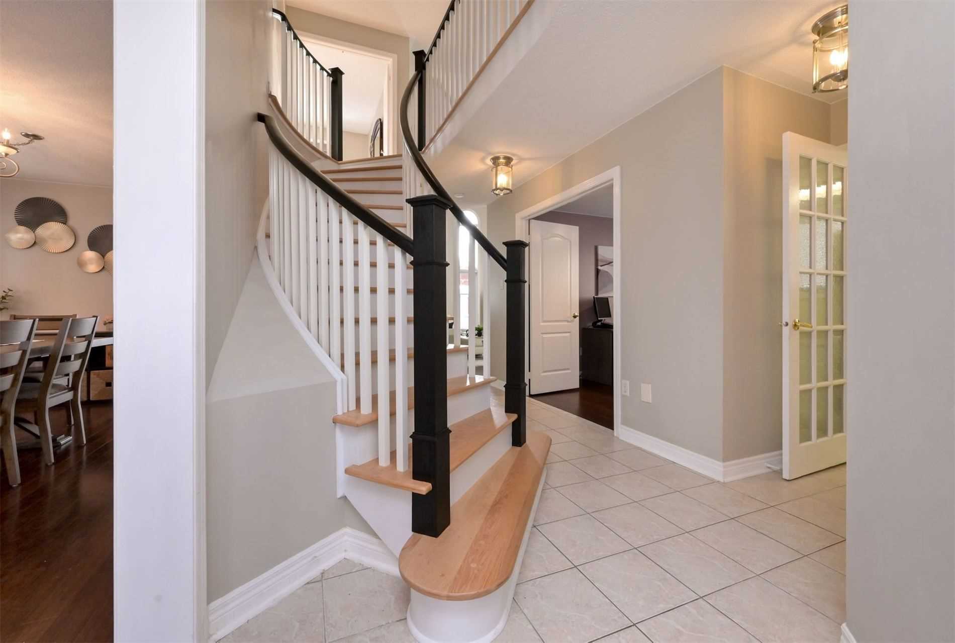 39 Terrastone Crt