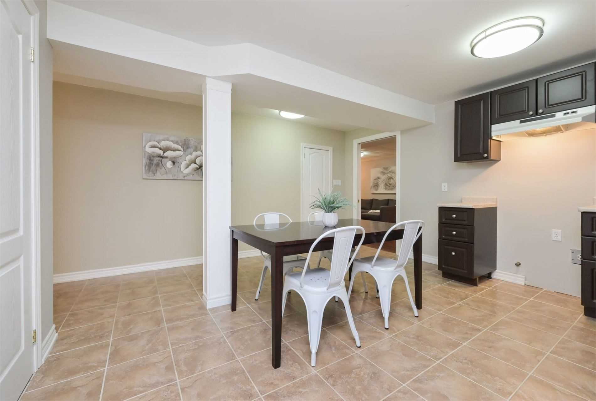 39 Terrastone Crt