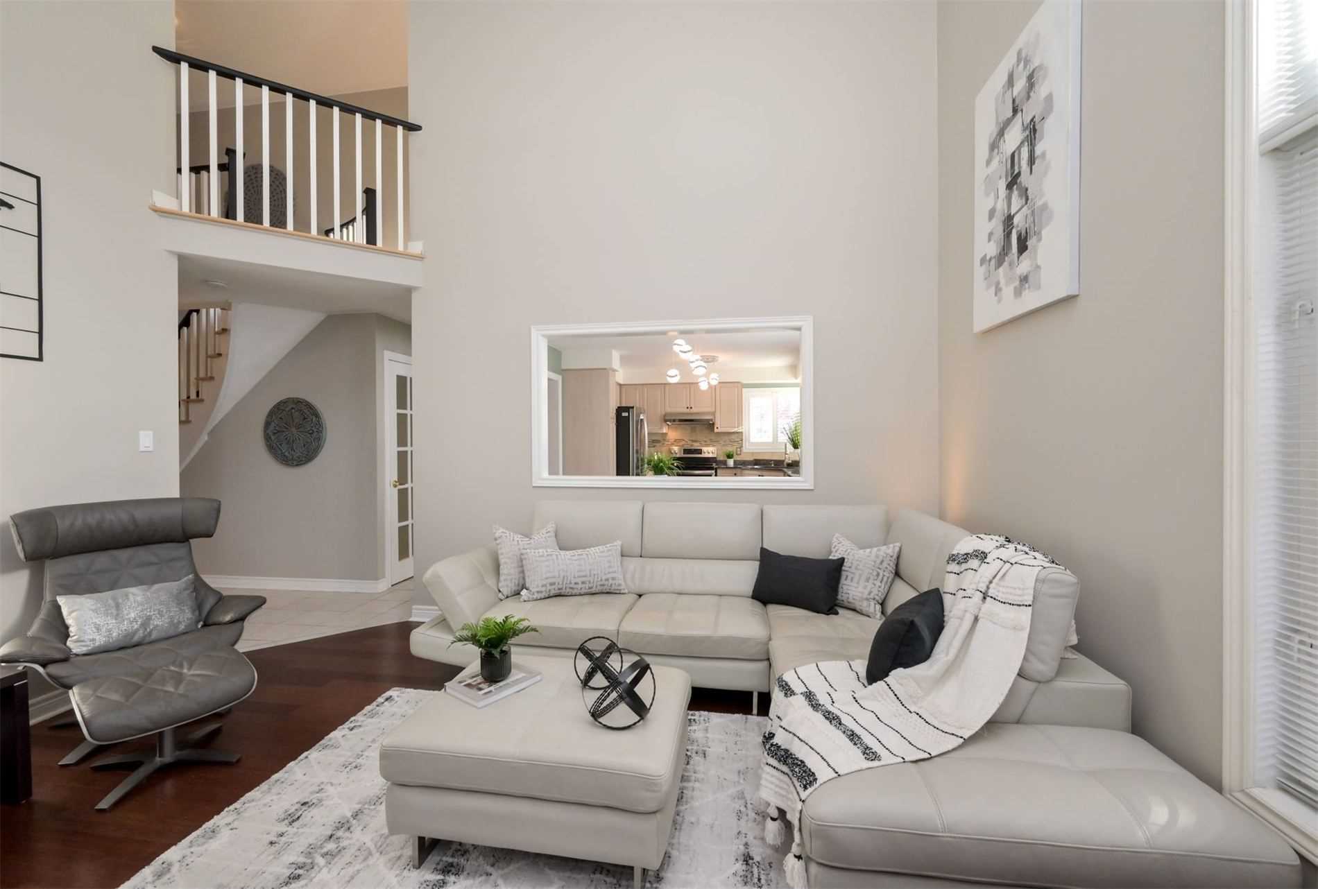 39 Terrastone Crt
