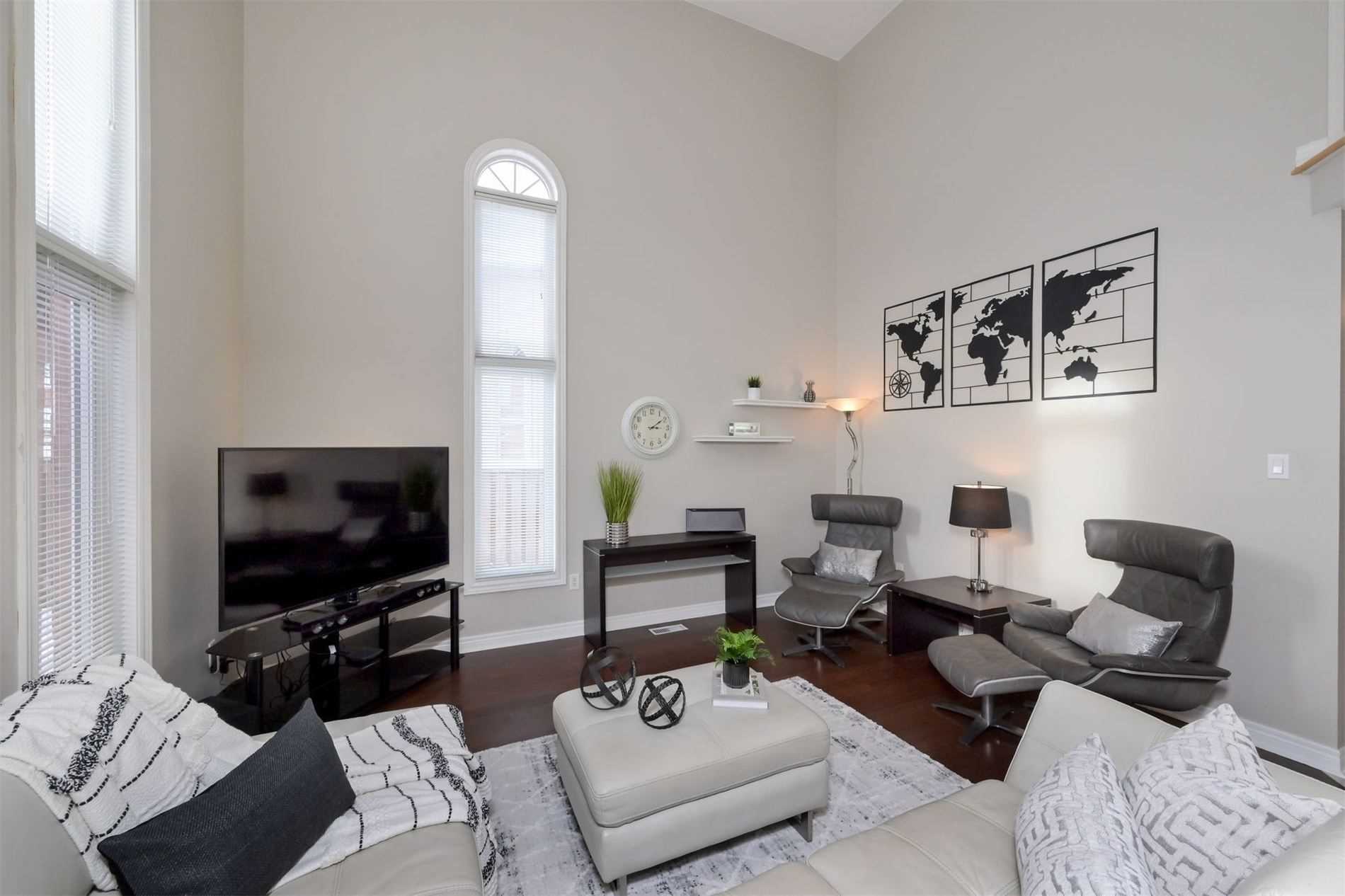 39 Terrastone Crt