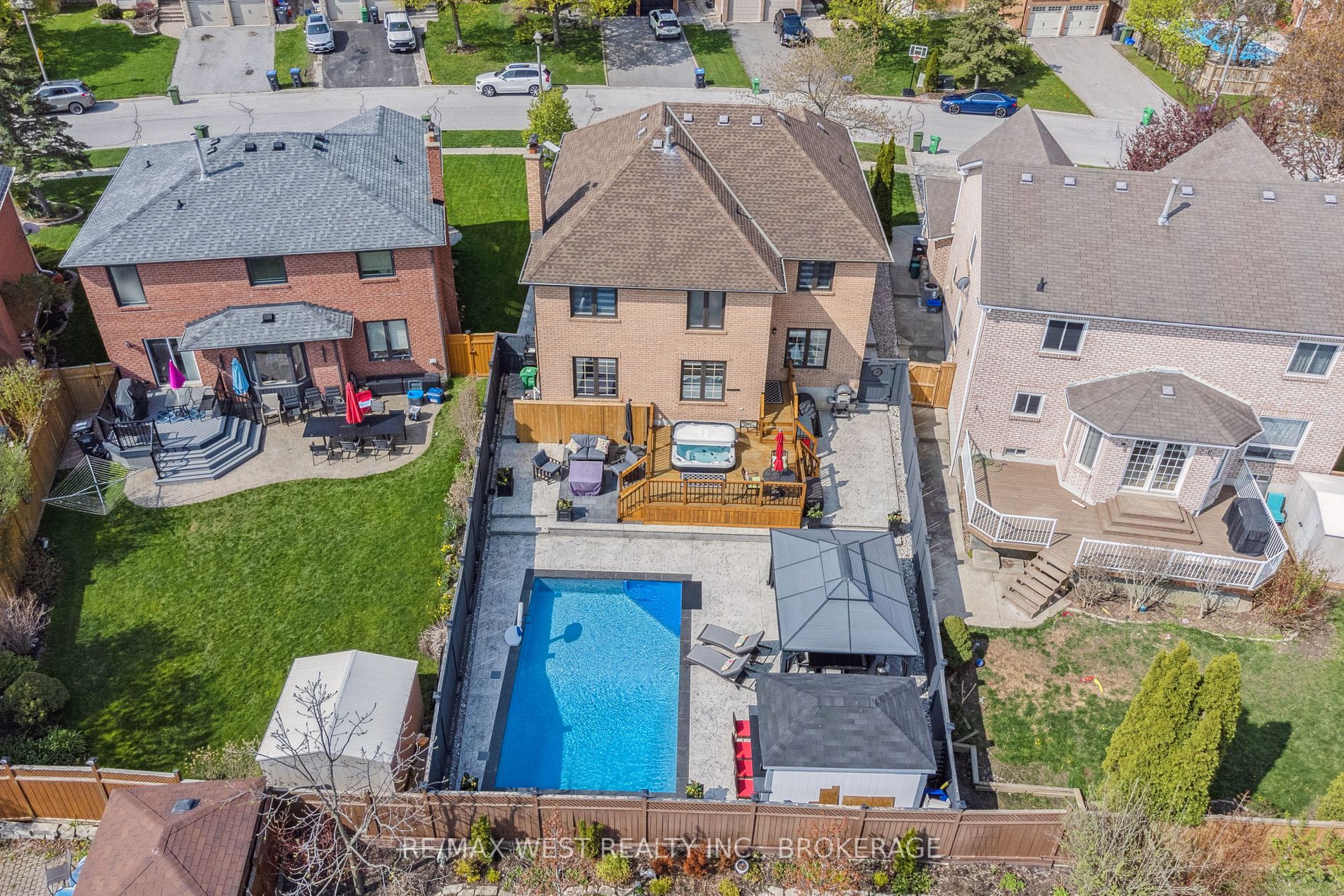 56 Taylorwood Ave
