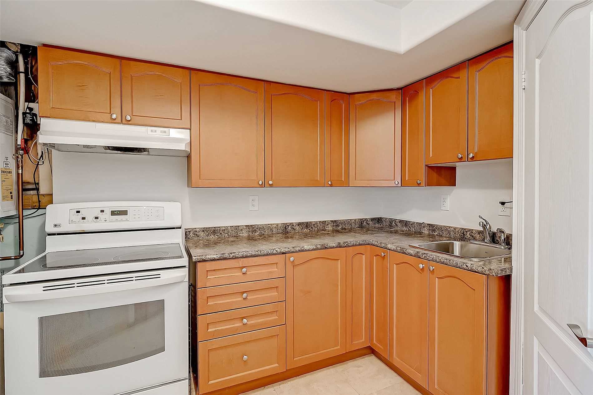 Listing W5891235 - Large Photo # 22