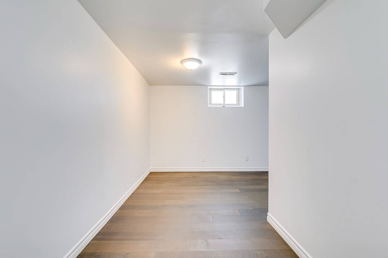 Listing W5892037 - Large Photo # 6