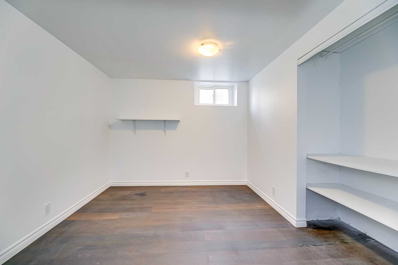 Listing W5892037 - Large Photo # 17
