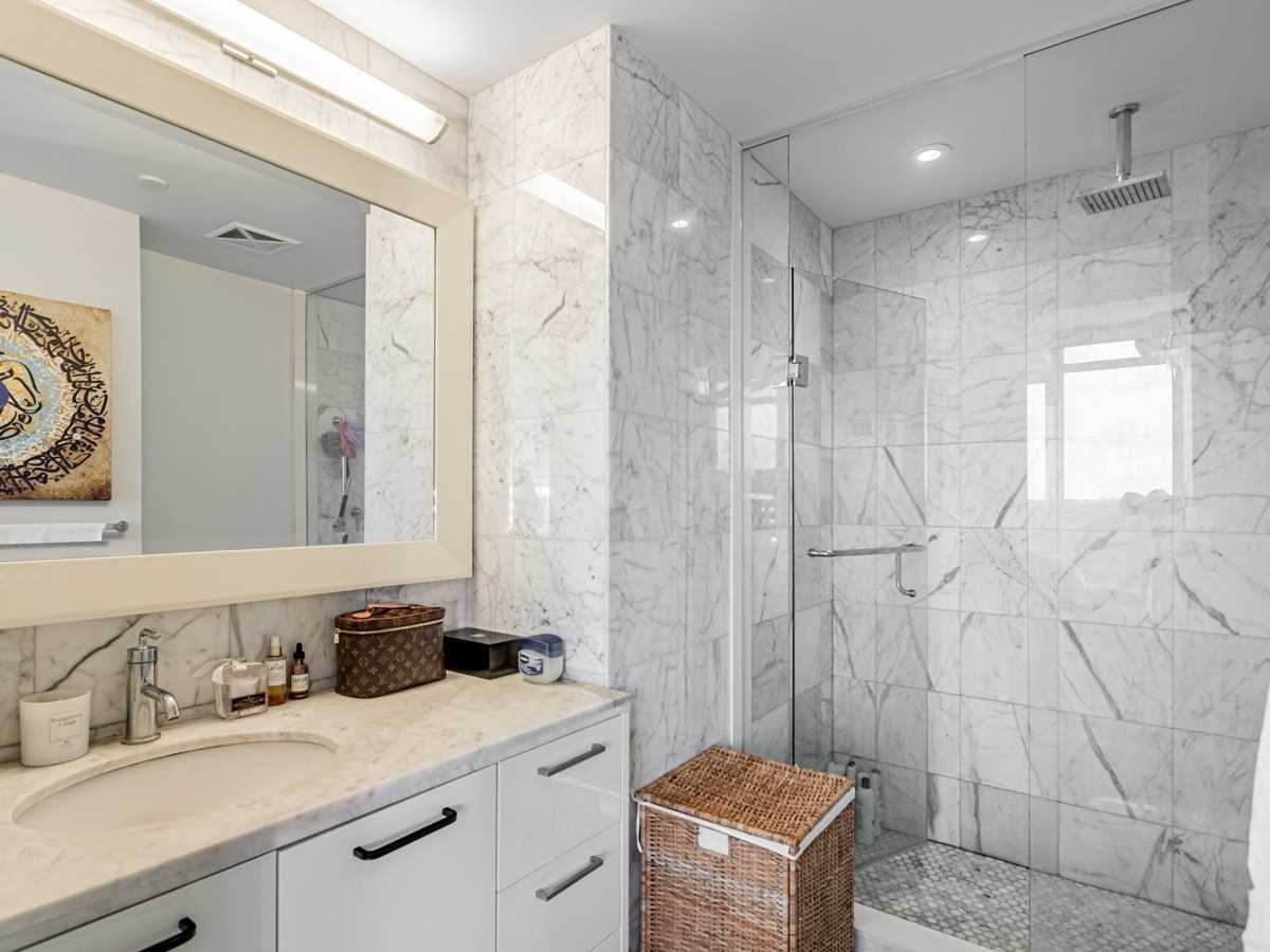 88 Park Lawn Rd, #2212