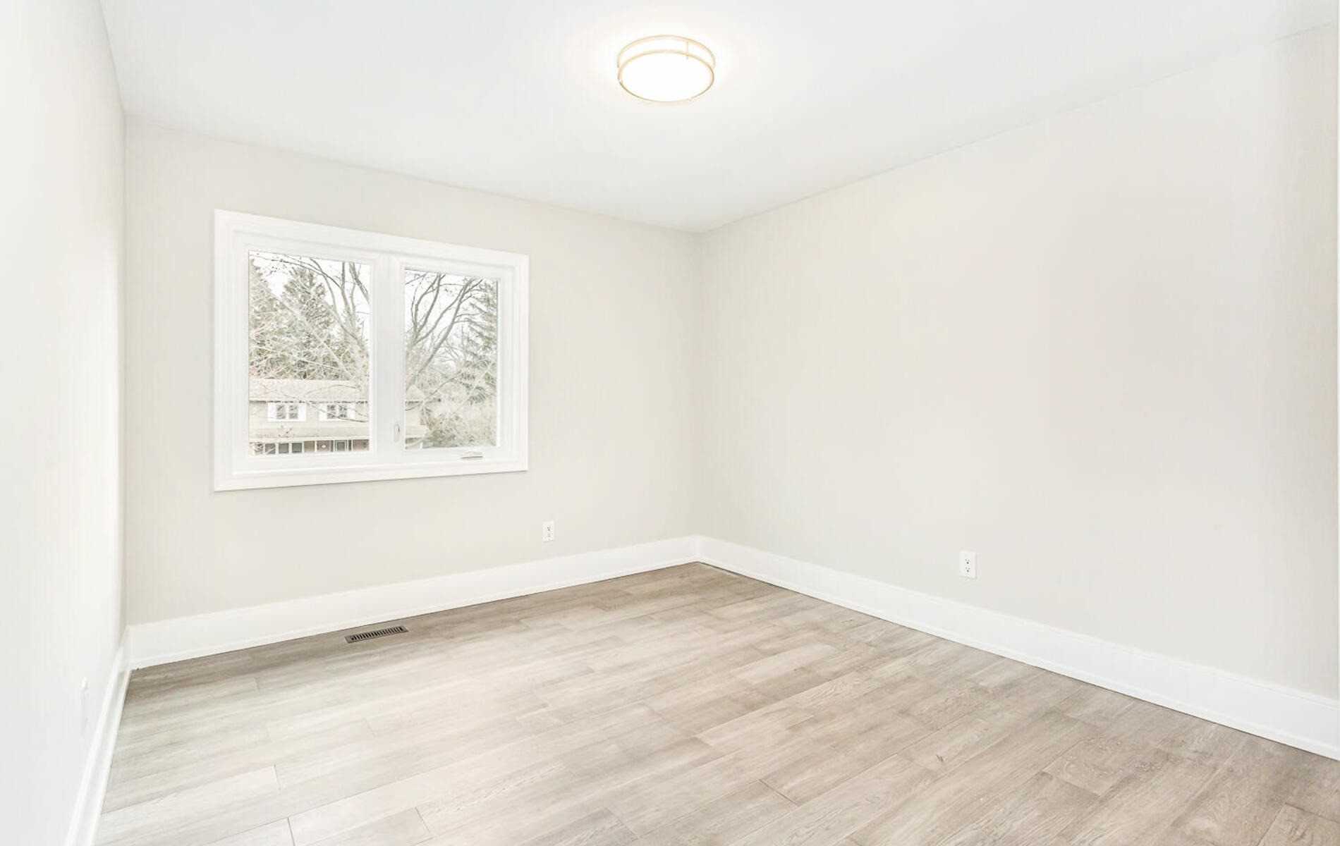 Listing W5892651 - Large Photo # 27