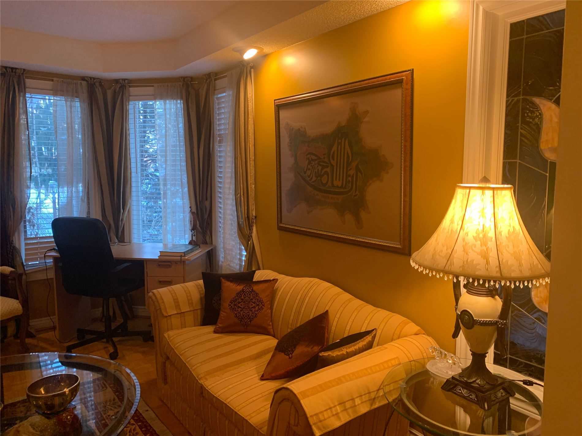 Listing W5892751 - Large Photo # 3