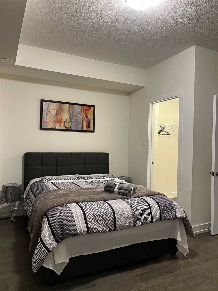 Listing W5893041 - Large Photo # 2