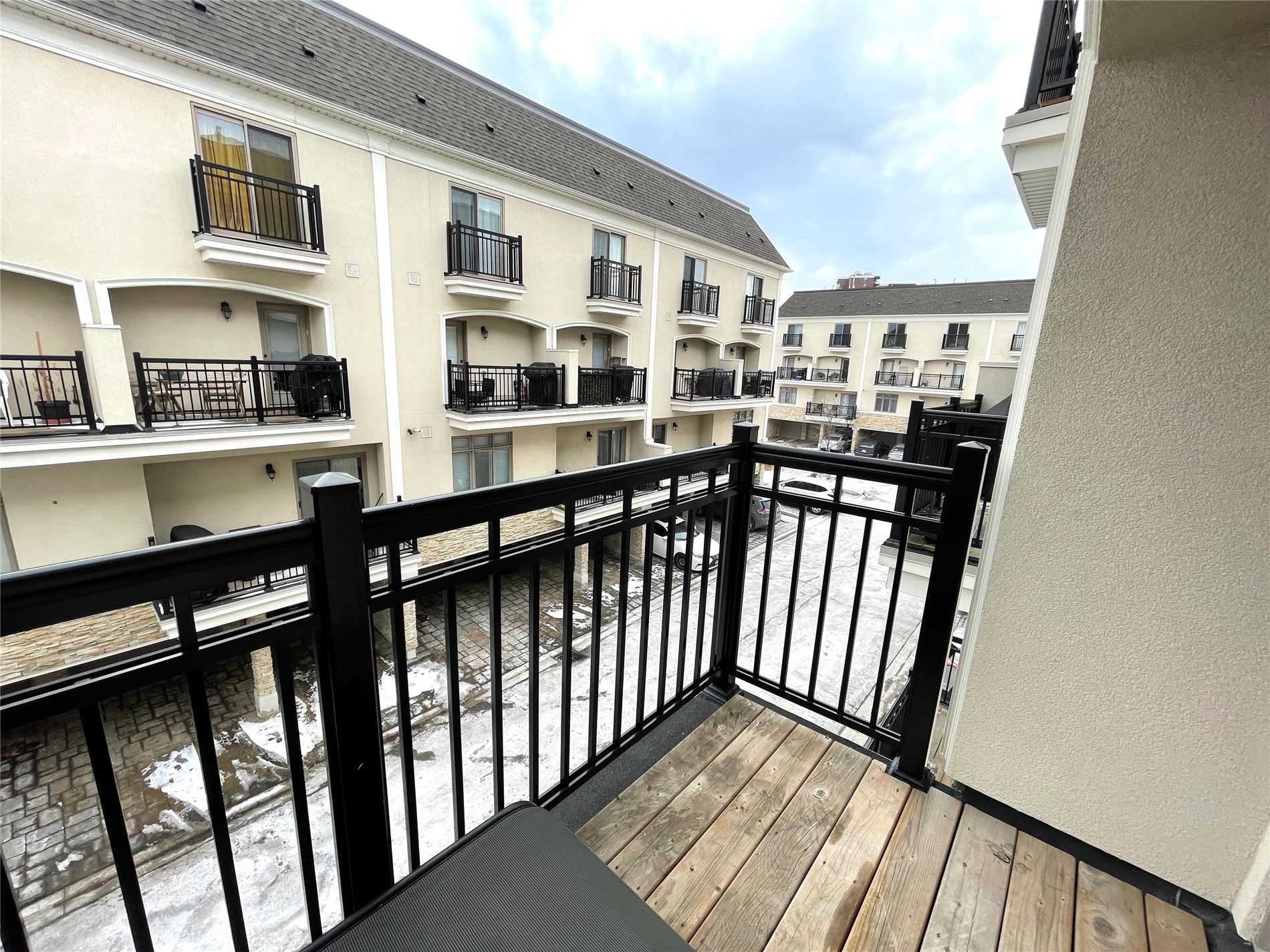 3077 Cawthra Road, #12