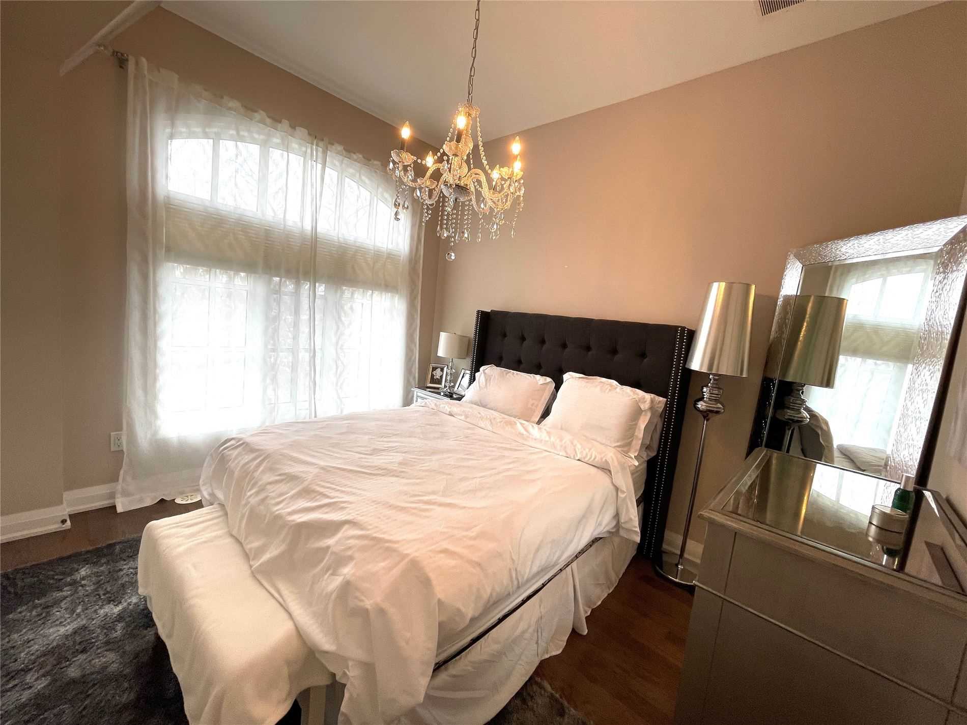 3077 Cawthra Road, #12