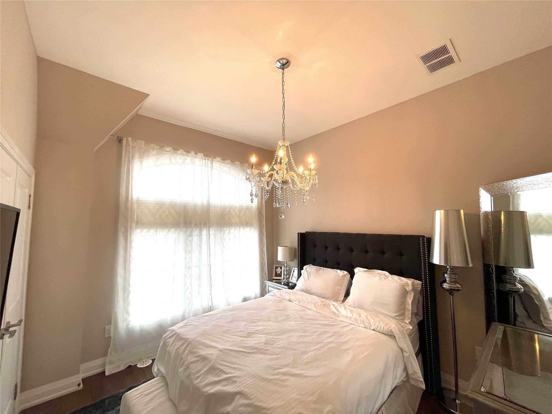 3077 Cawthra Road, #12