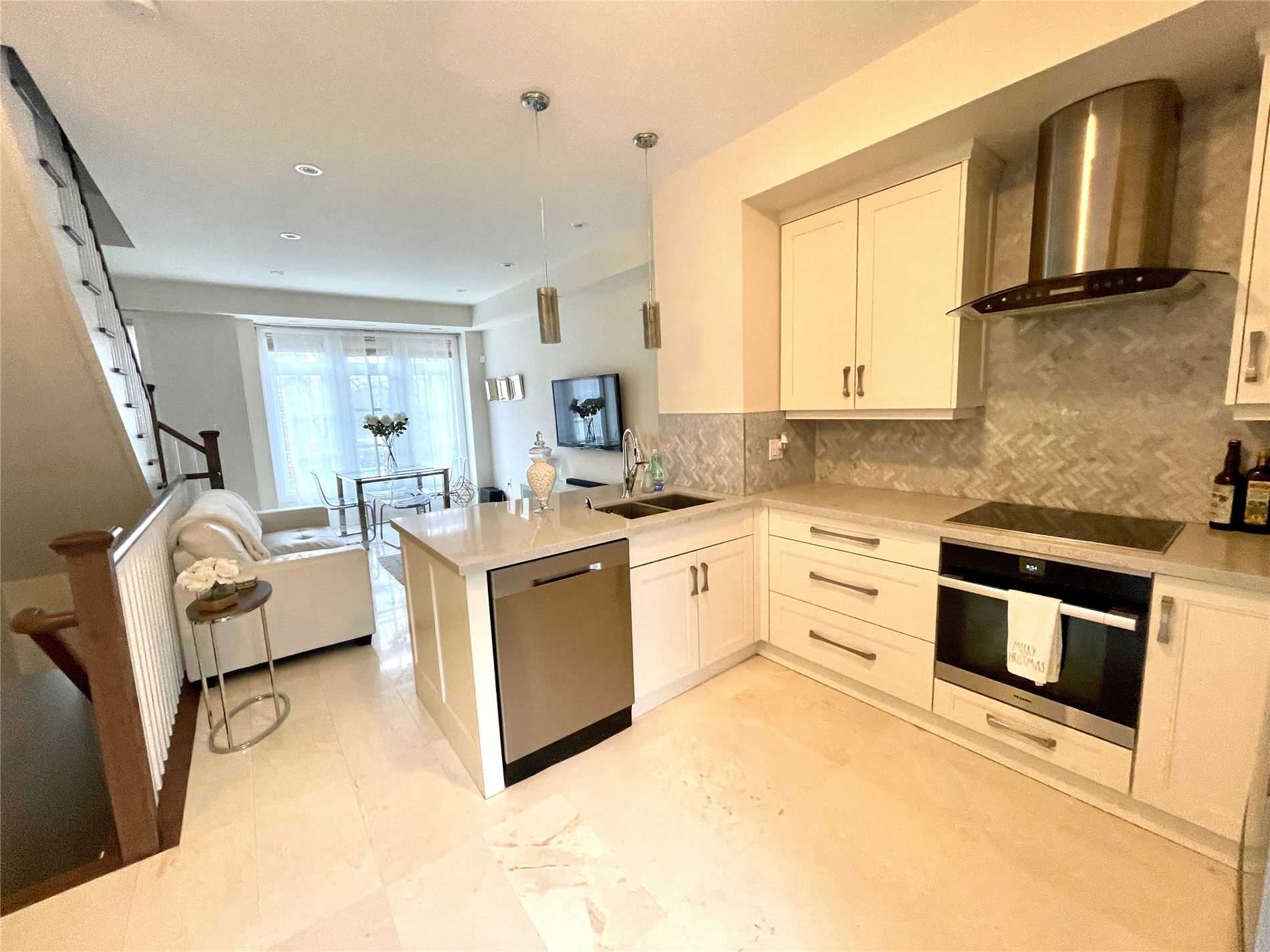 3077 Cawthra Road, #12