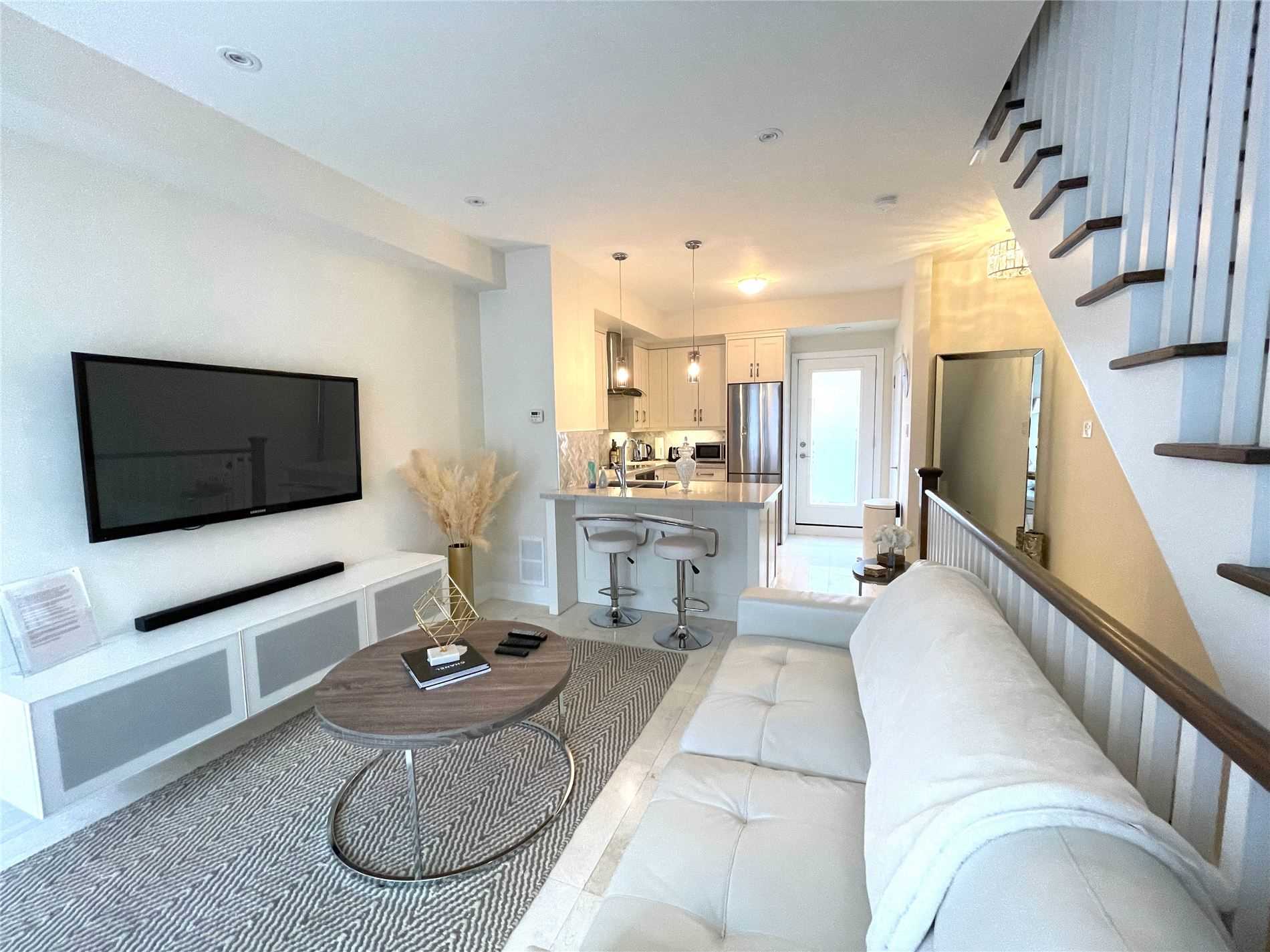 3077 Cawthra Road, #12
