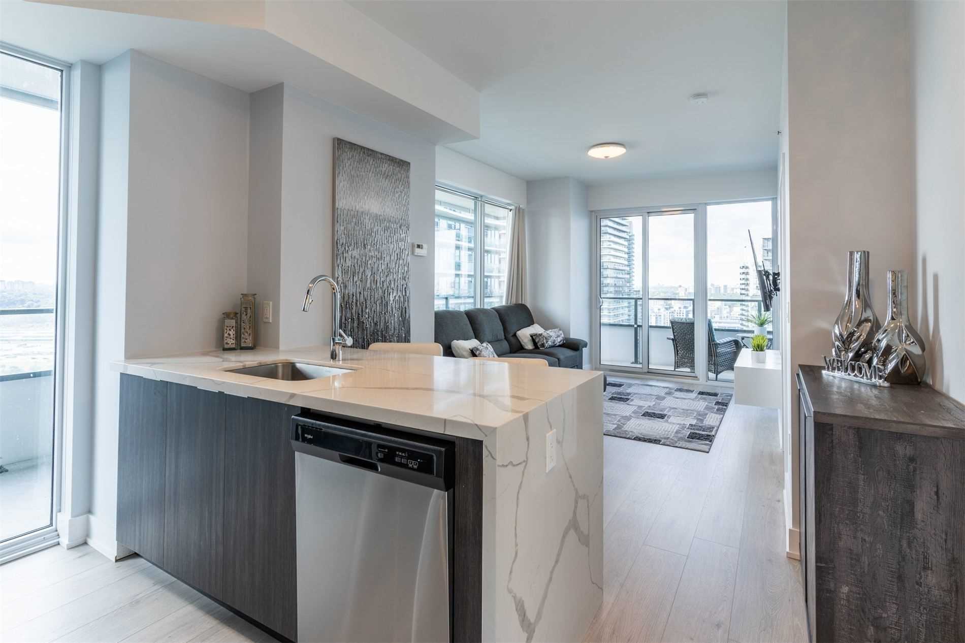 20 Shore Breeze Drive, #2604