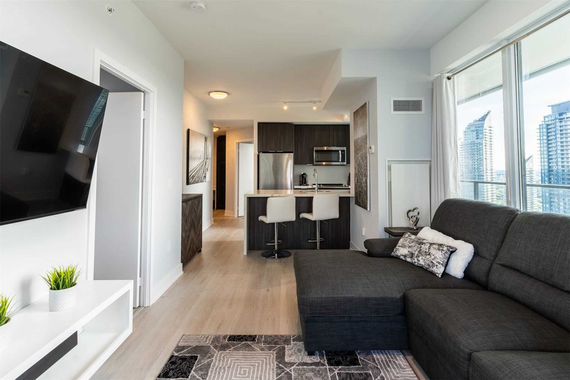 20 Shore Breeze Drive, #2604