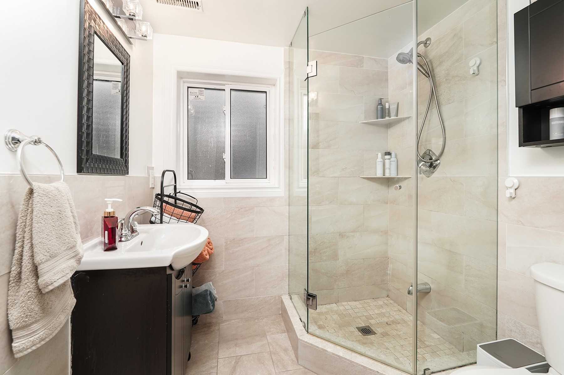 Listing W5893537 - Large Photo # 22