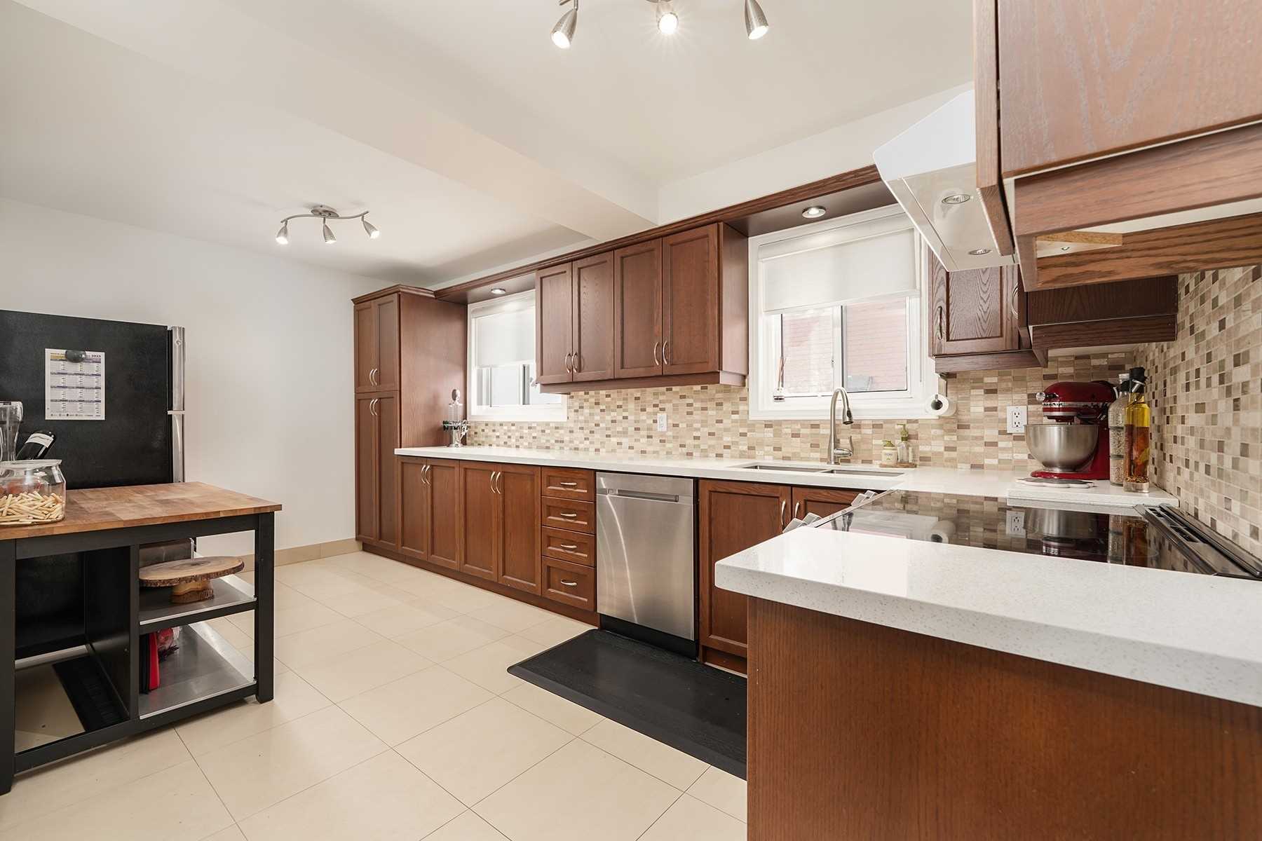 Listing W5893537 - Large Photo # 9