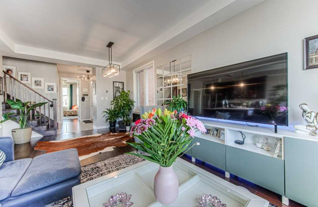 Listing W5893805 - Large Photo # 18