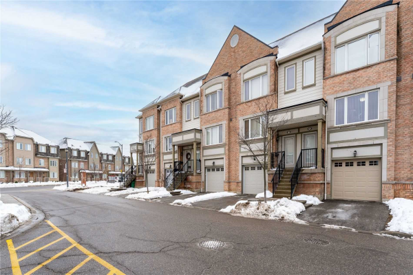 3050 Erin Centre Blvd, Mississauga