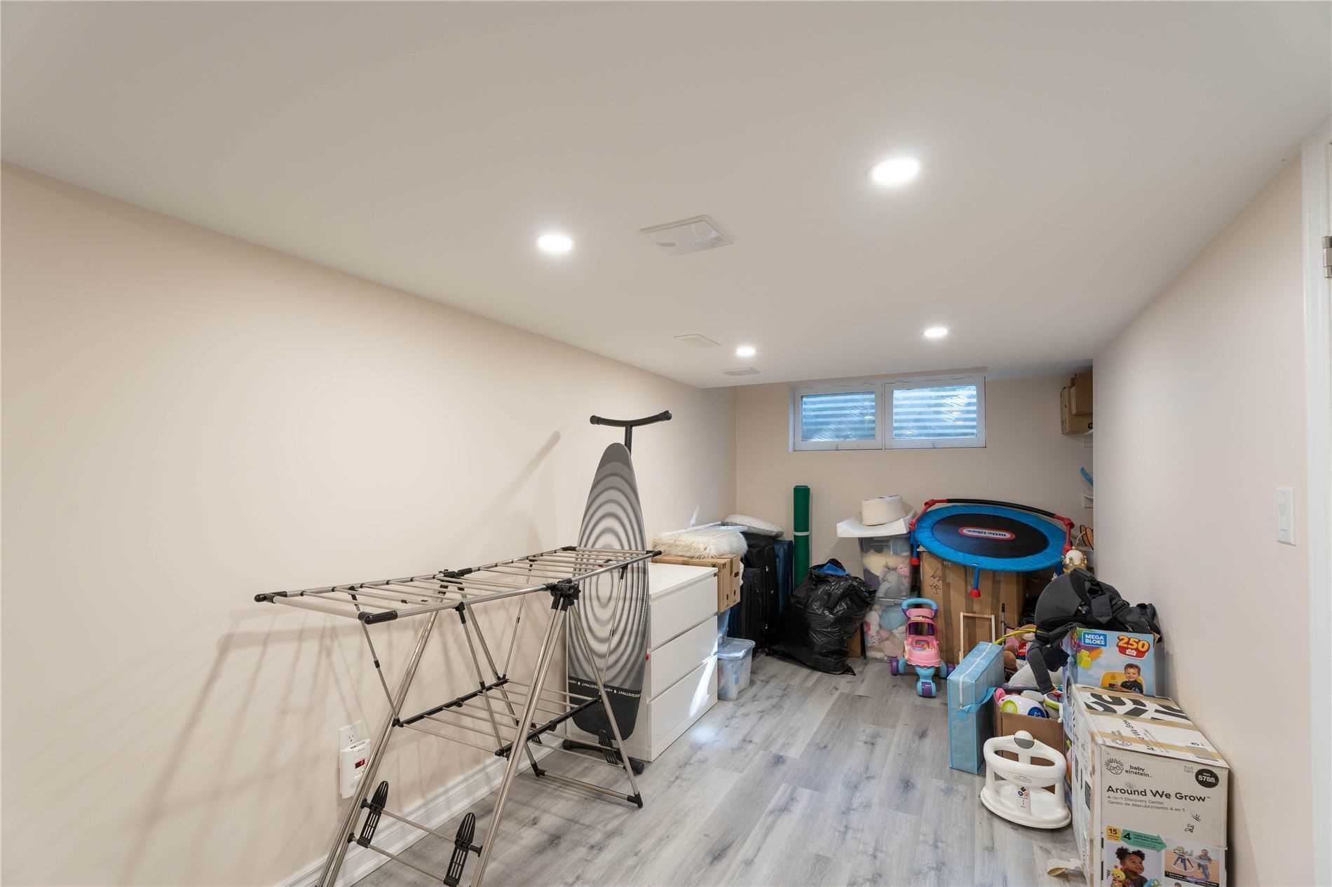 Listing W5894517 - Large Photo # 28