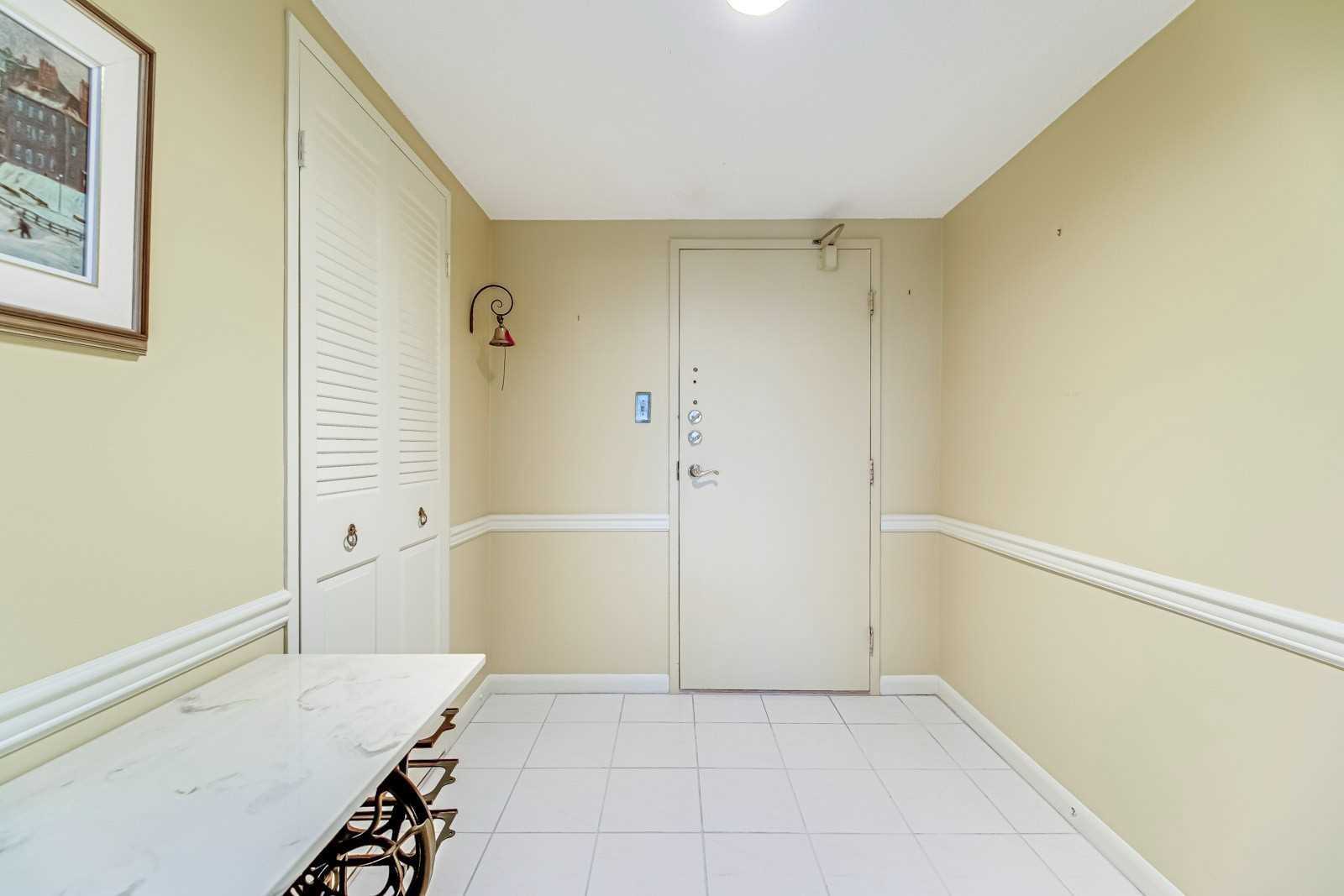 Listing W5895091 - Large Photo # 6