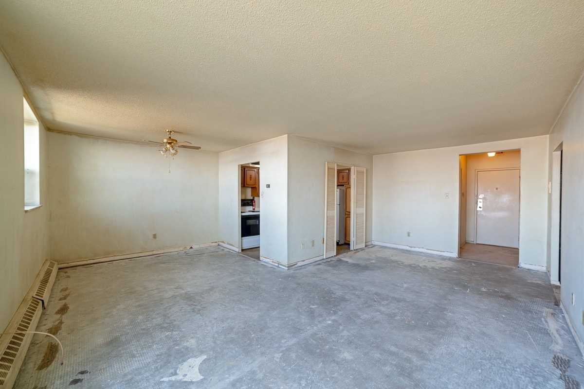 3533 Derry Rd E, #801
