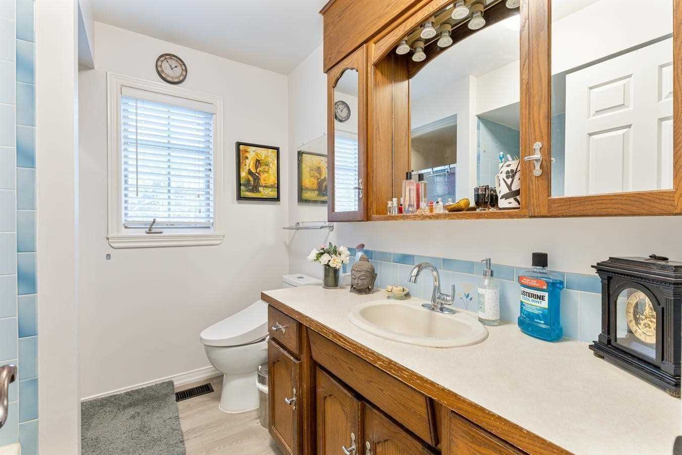 Listing W5895429 - Large Photo # 12