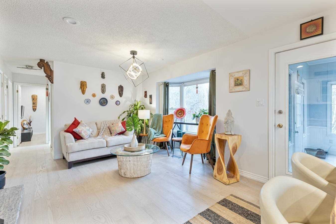 Listing W5895429 - Large Photo # 11