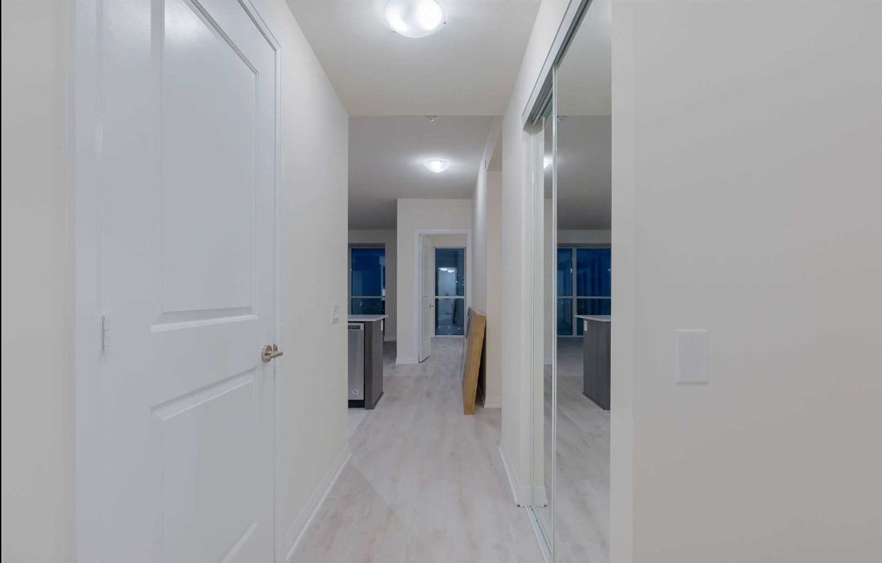 35 Watergarden Dr, #2013