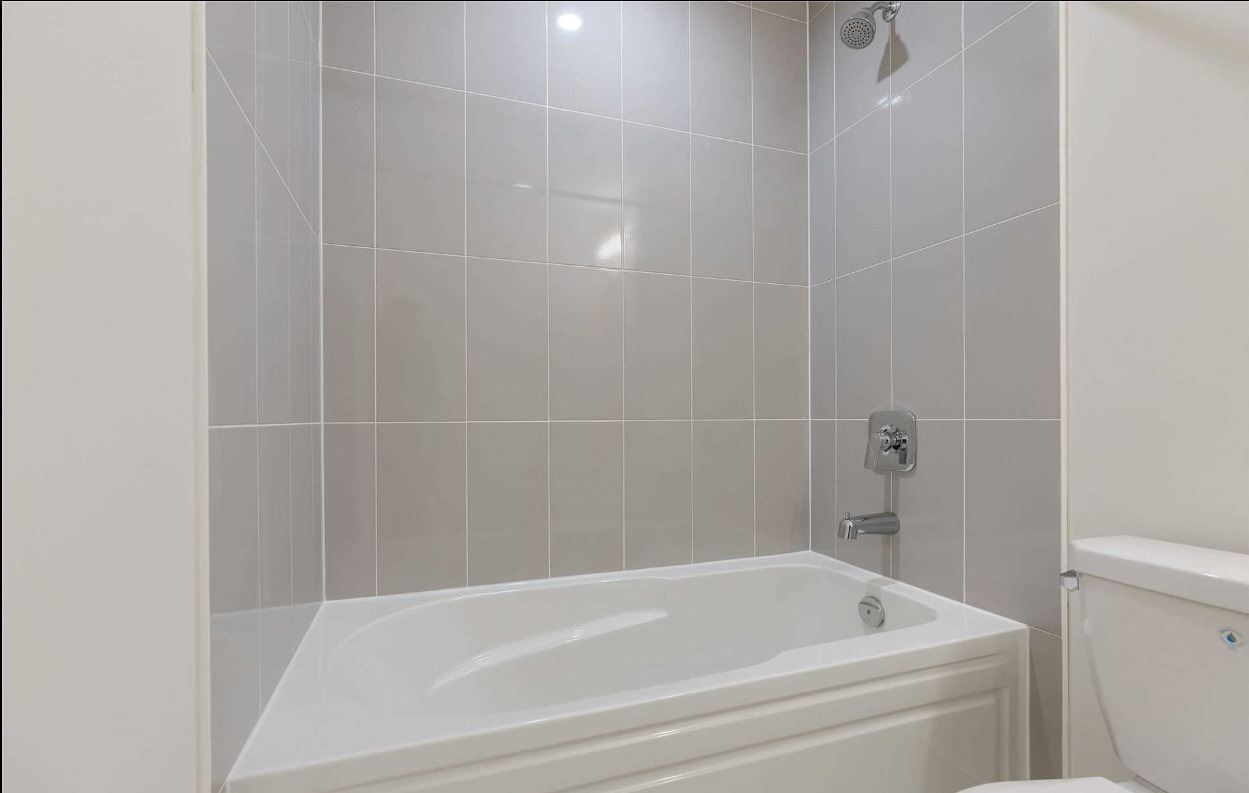 35 Watergarden Dr, #2013