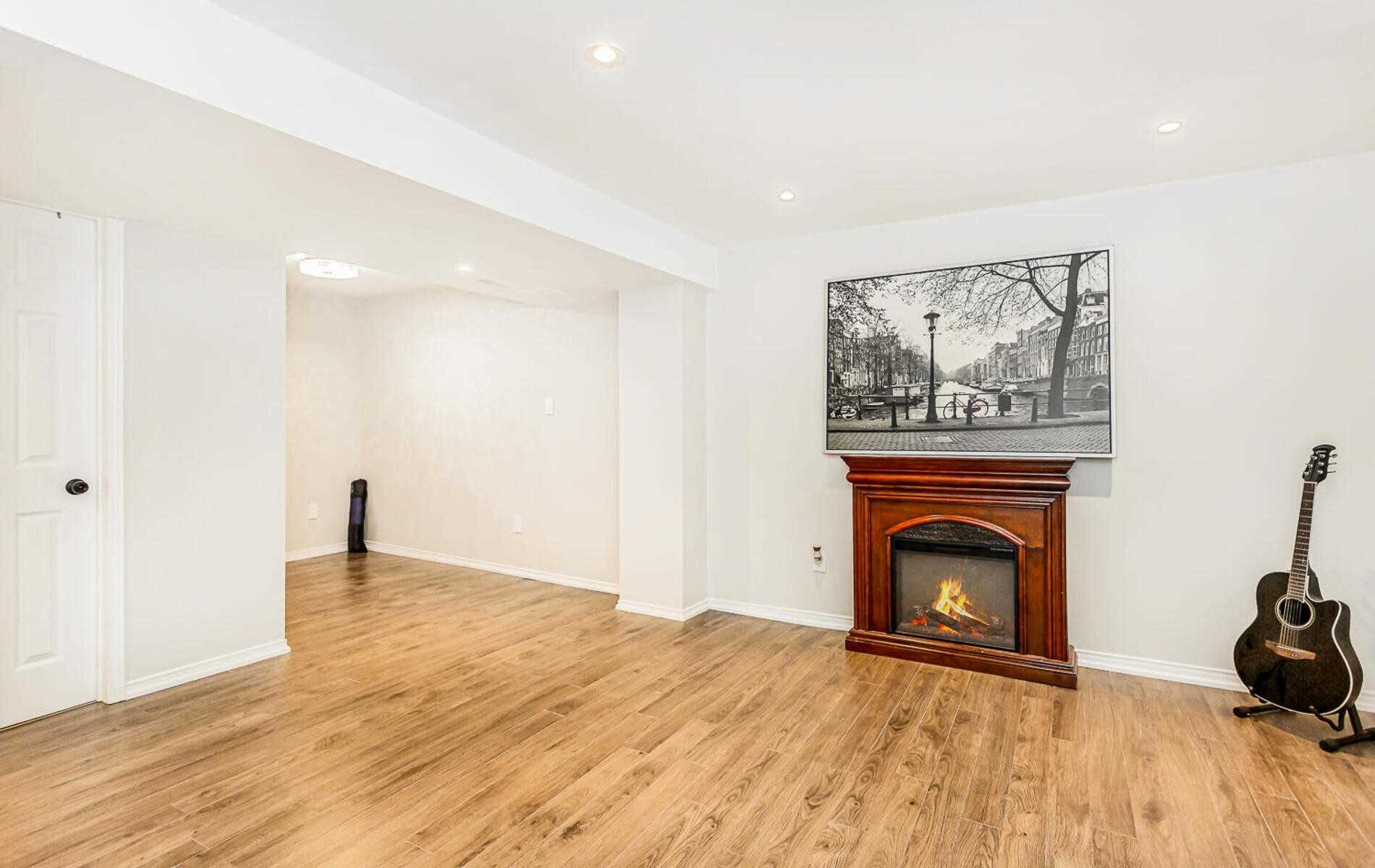 Listing W5896597 - Large Photo # 32