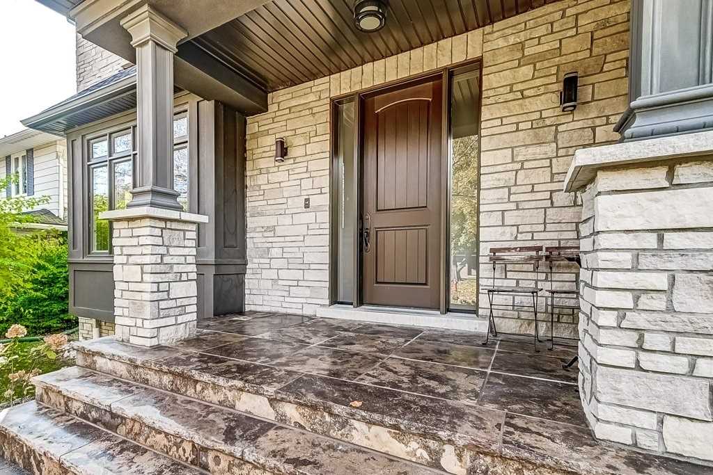 Listing W5896801 - Large Photo # 2