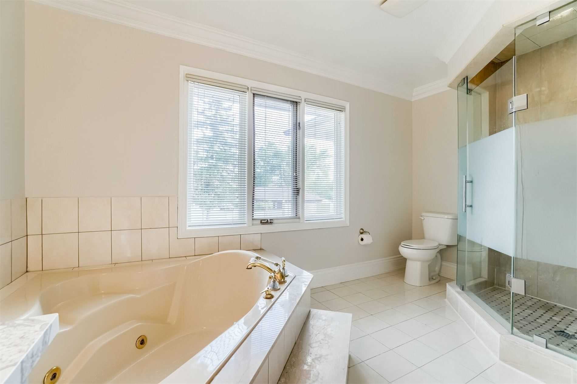 Listing W5896959 - Large Photo # 19