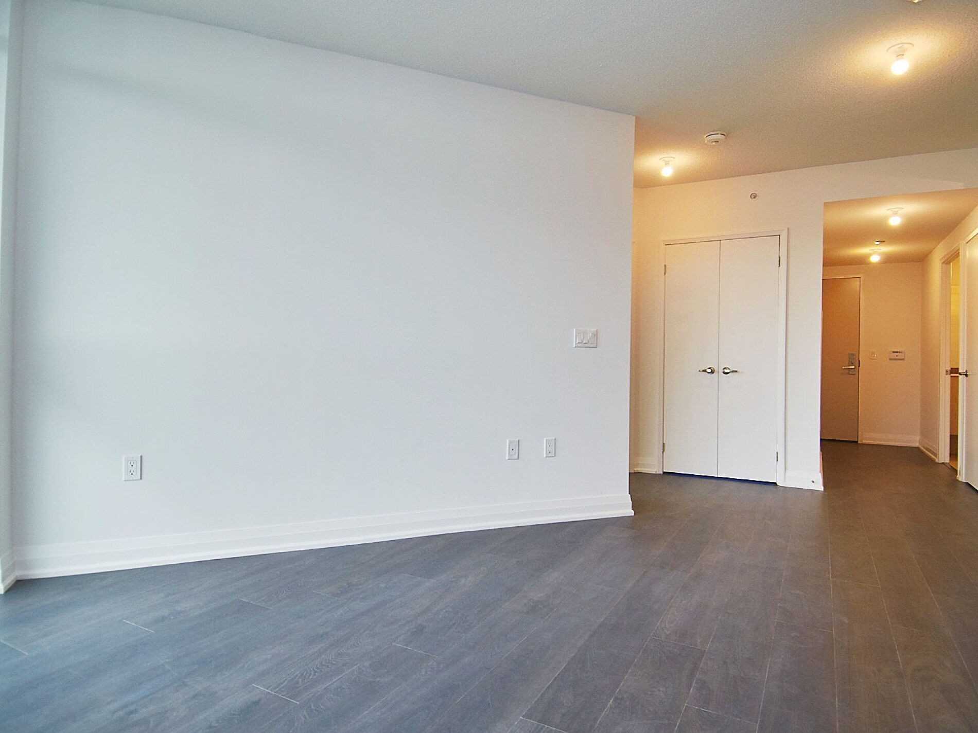 Listing W5897063 - Large Photo # 9