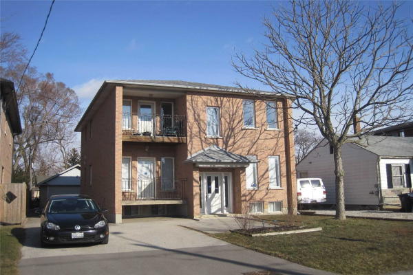 52 Jellicoe Ave, Toronto