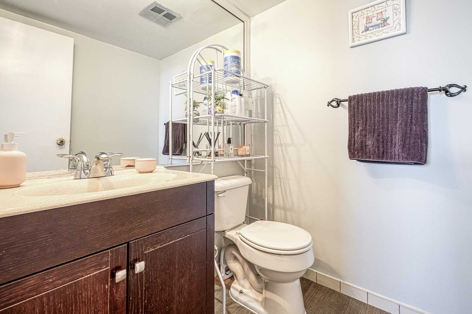 Listing W5897715 - Large Photo # 18
