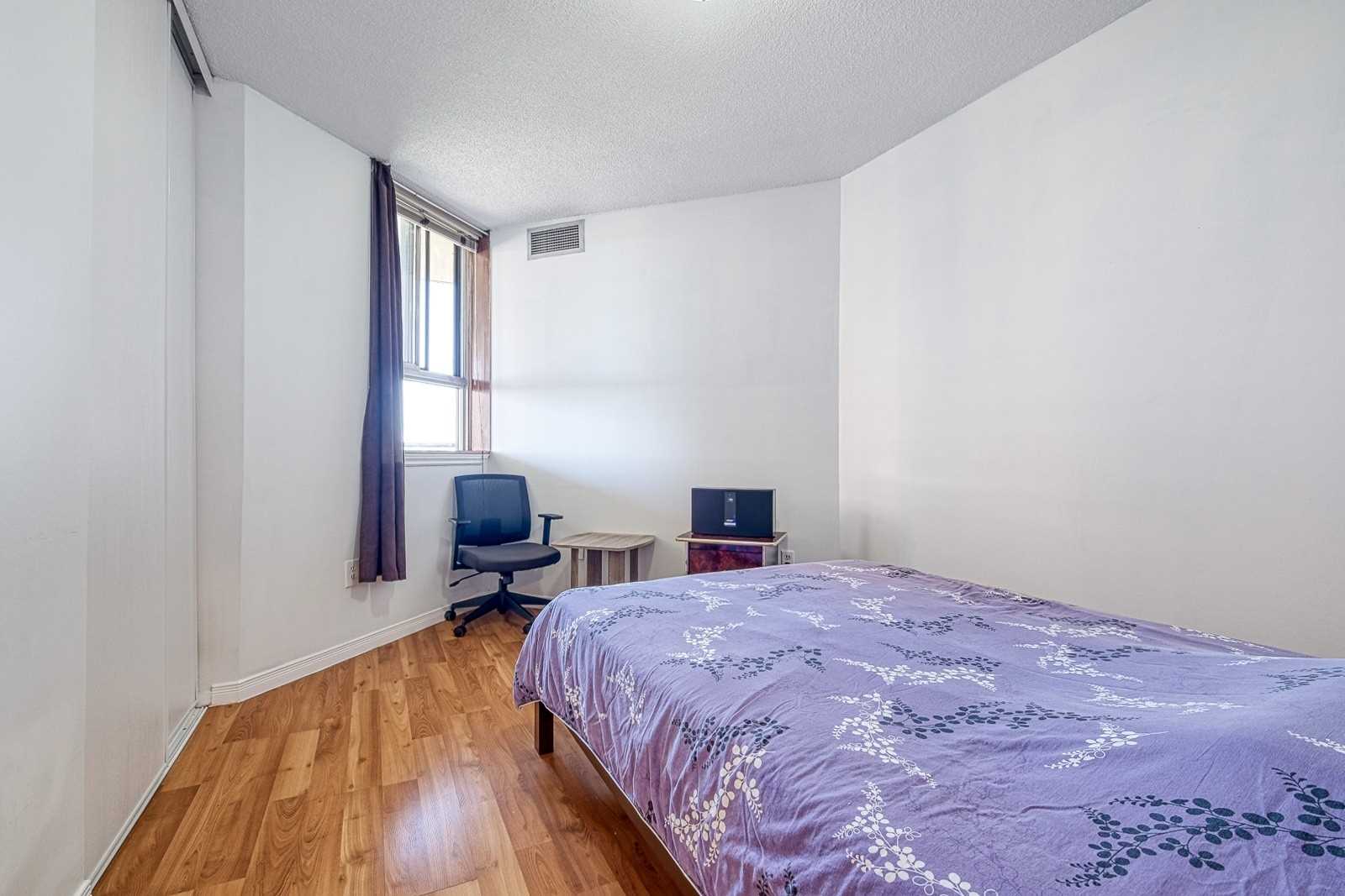 Listing W5897715 - Large Photo # 22