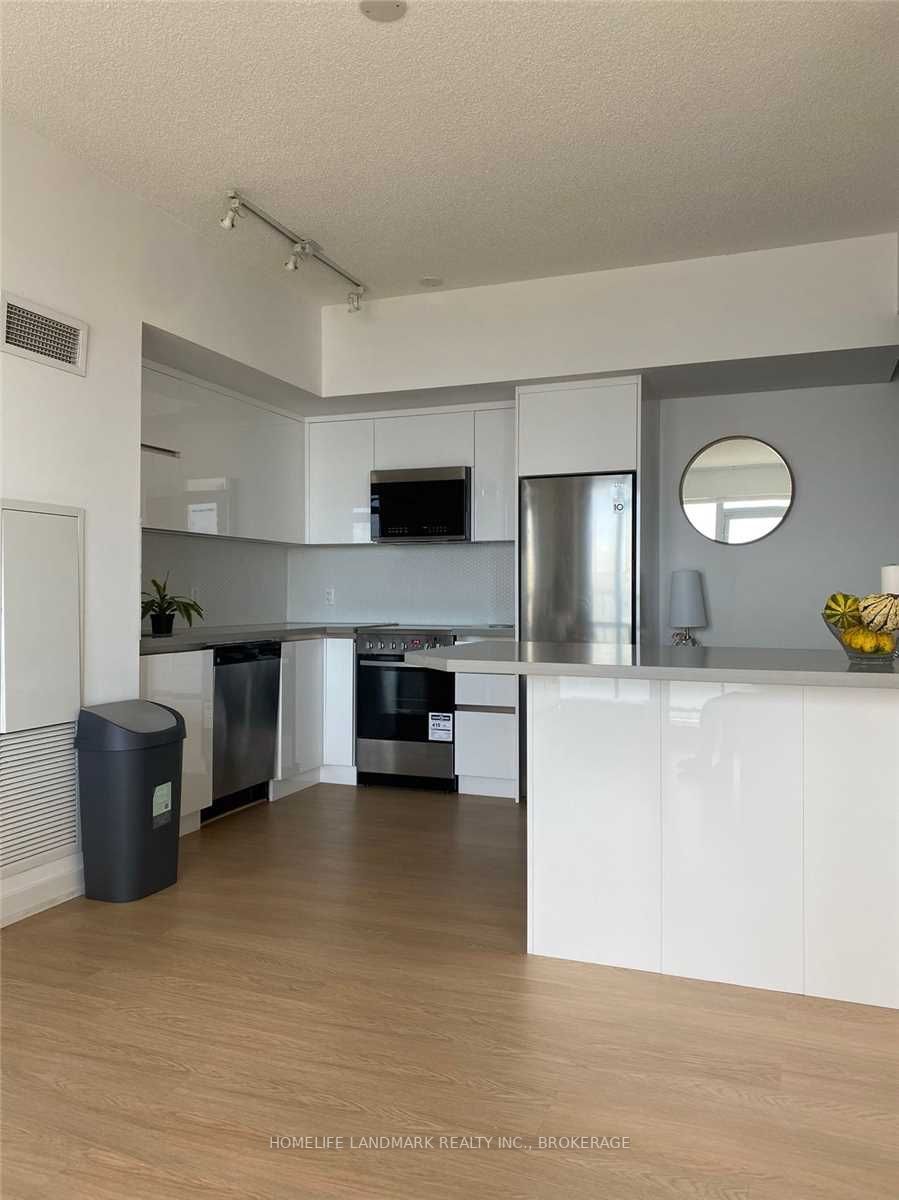 2200 Lake Shore Boulevard W, #3710