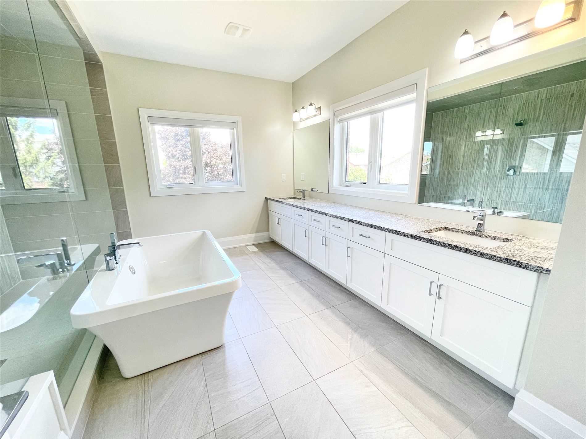 Listing W5898613 - Large Photo # 14