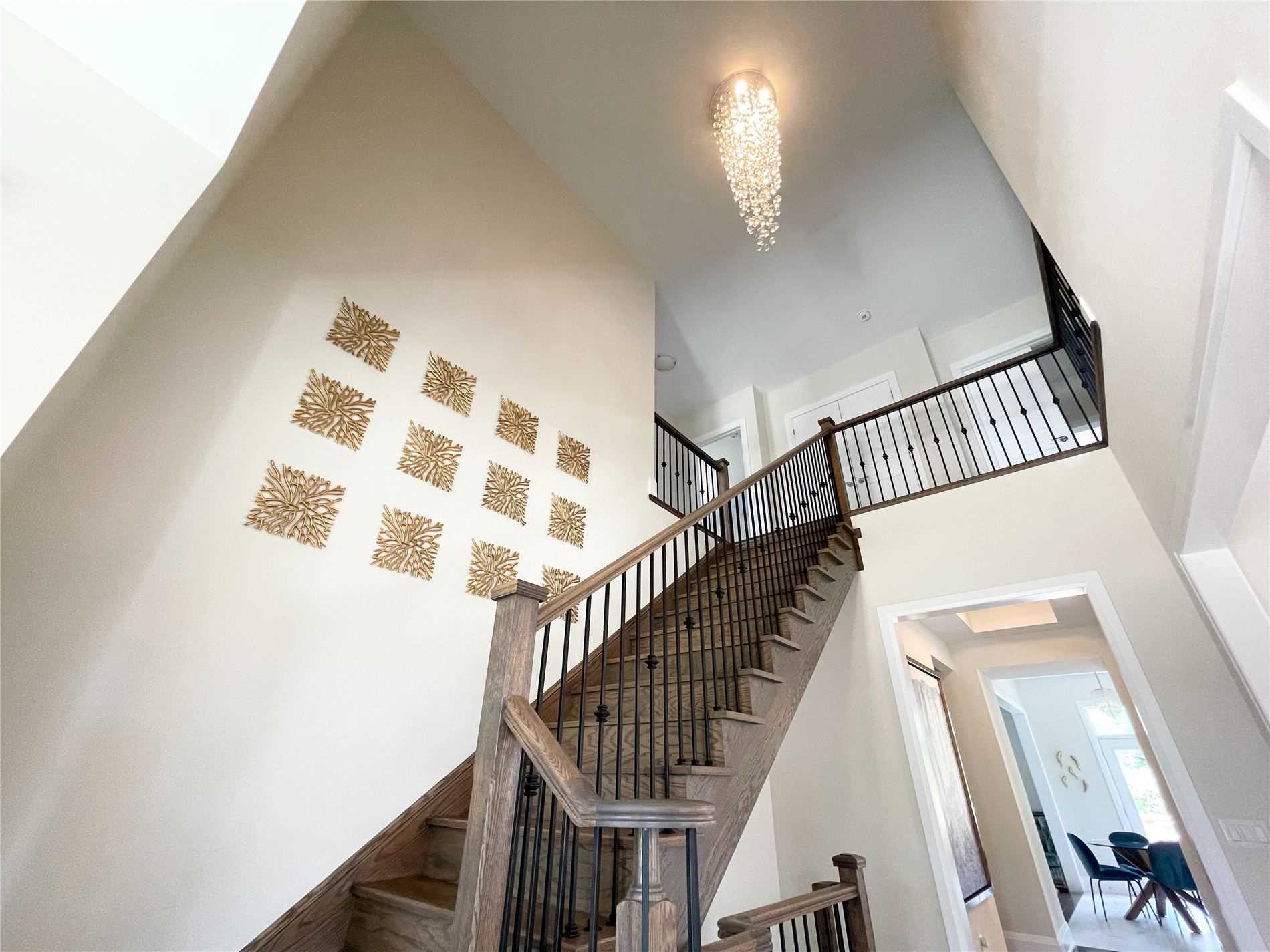 Listing W5898613 - Large Photo # 12
