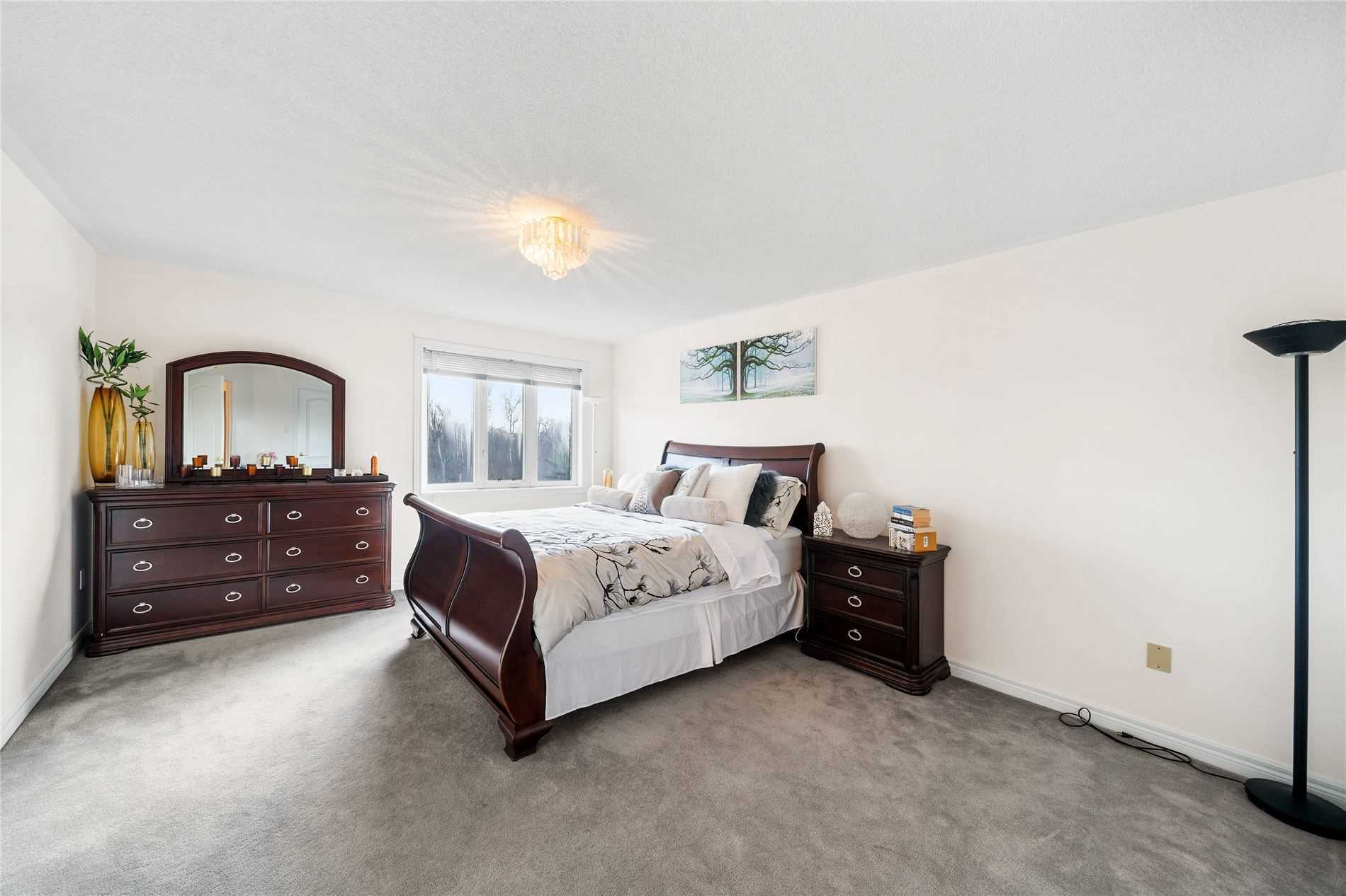 2166 Erin Centre Blvd