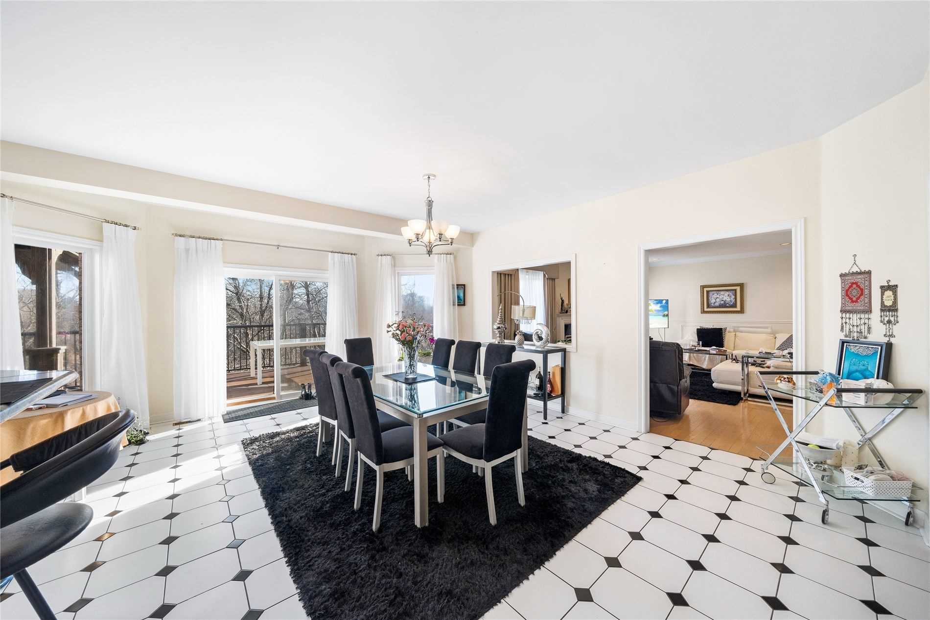 2166 Erin Centre Blvd