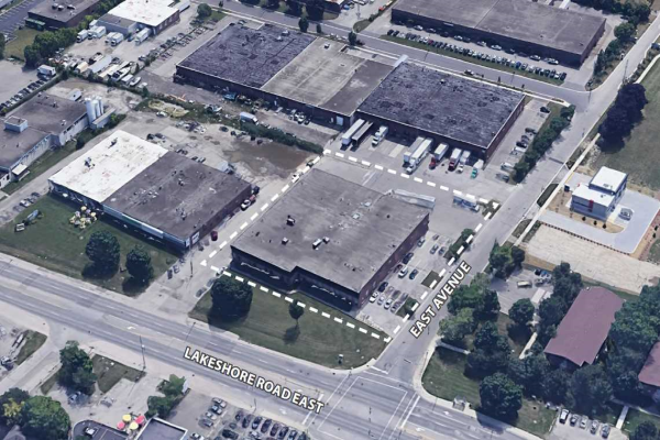 830* Lakeshore Rd E, Mississauga