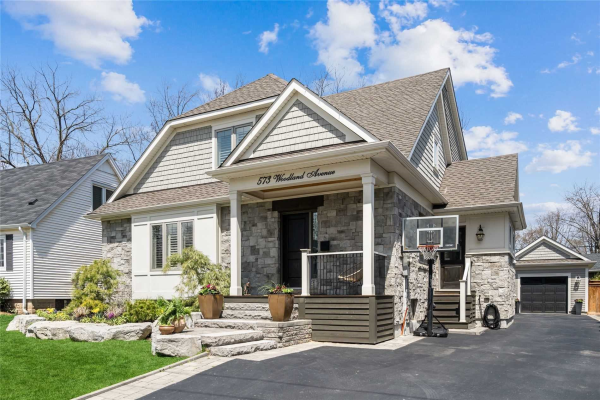 573 Woodland Ave, Burlington