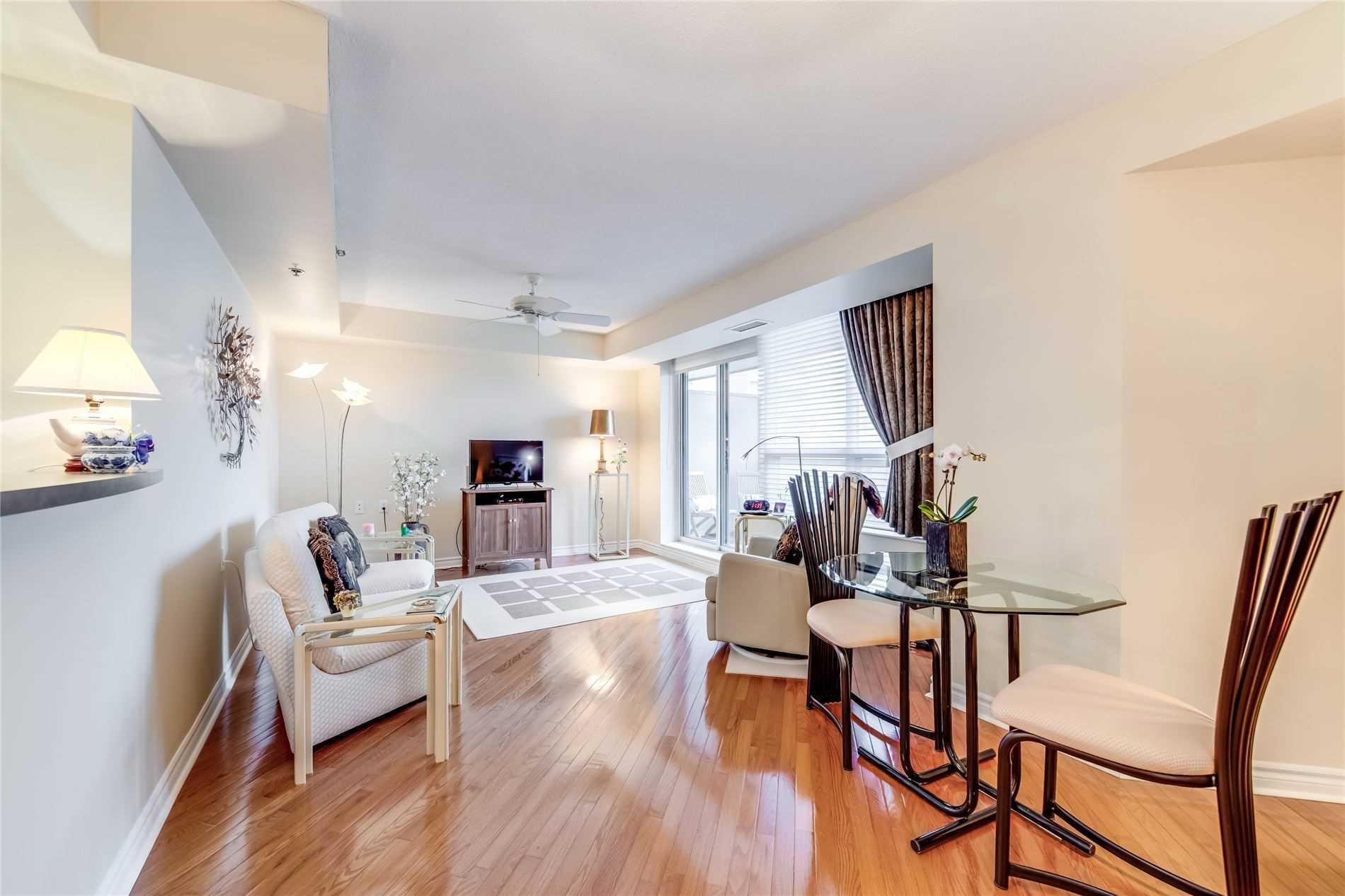 Listing W5899839 - Large Photo # 2