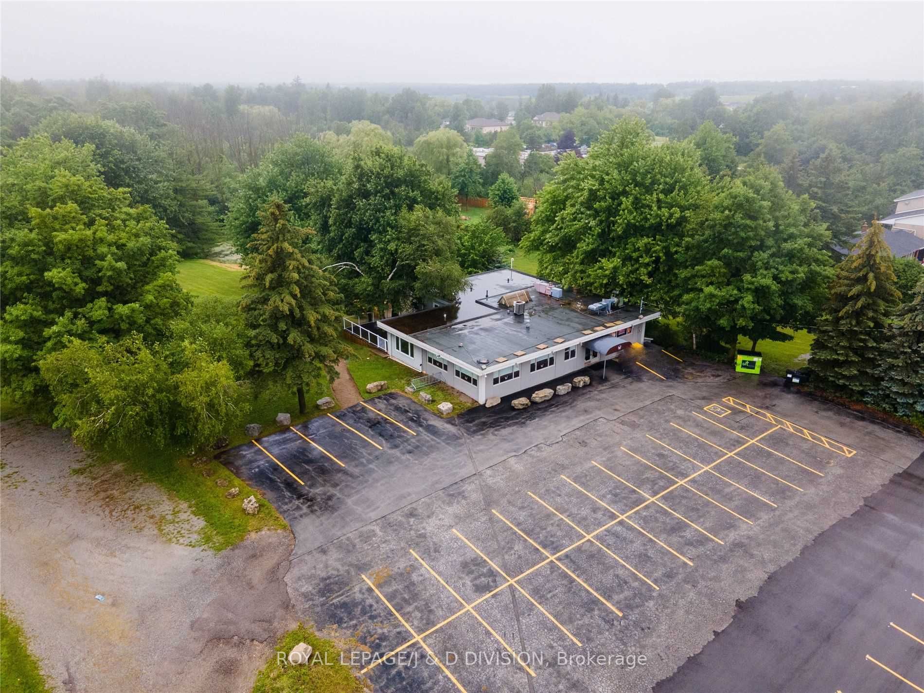 Listing W5900472 - Large Photo # 2