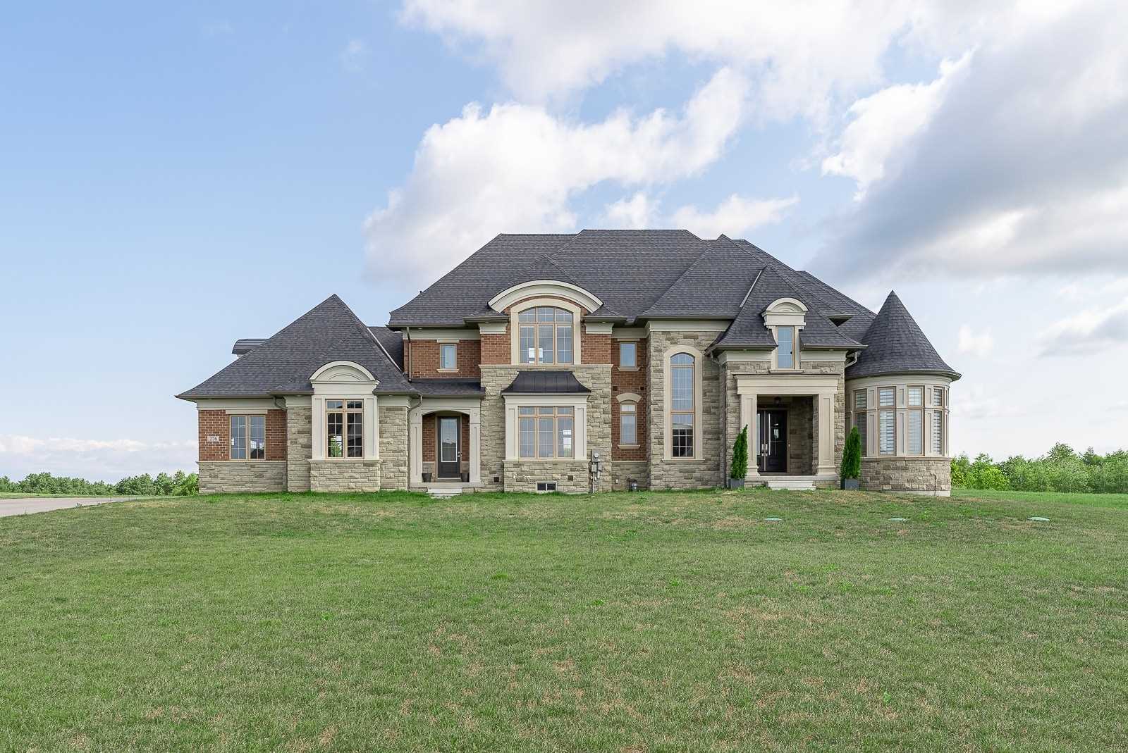 Listing W5900627 - Large Photo # 1
