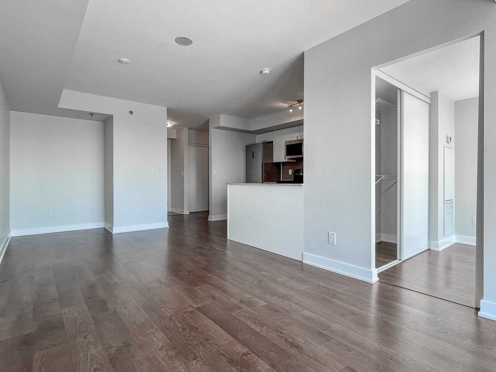 Listing W5900651 - Large Photo # 13