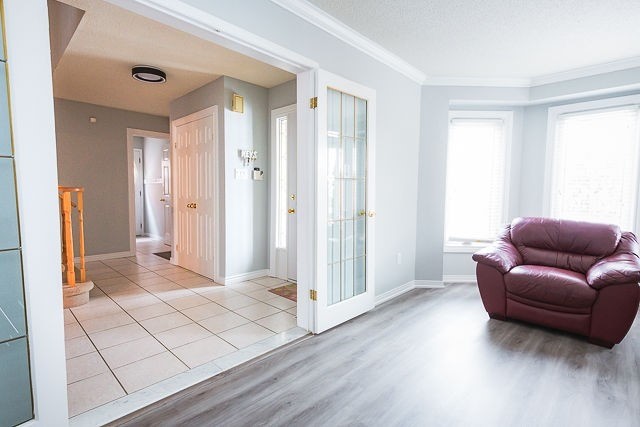 Listing W5900807 - Large Photo # 4